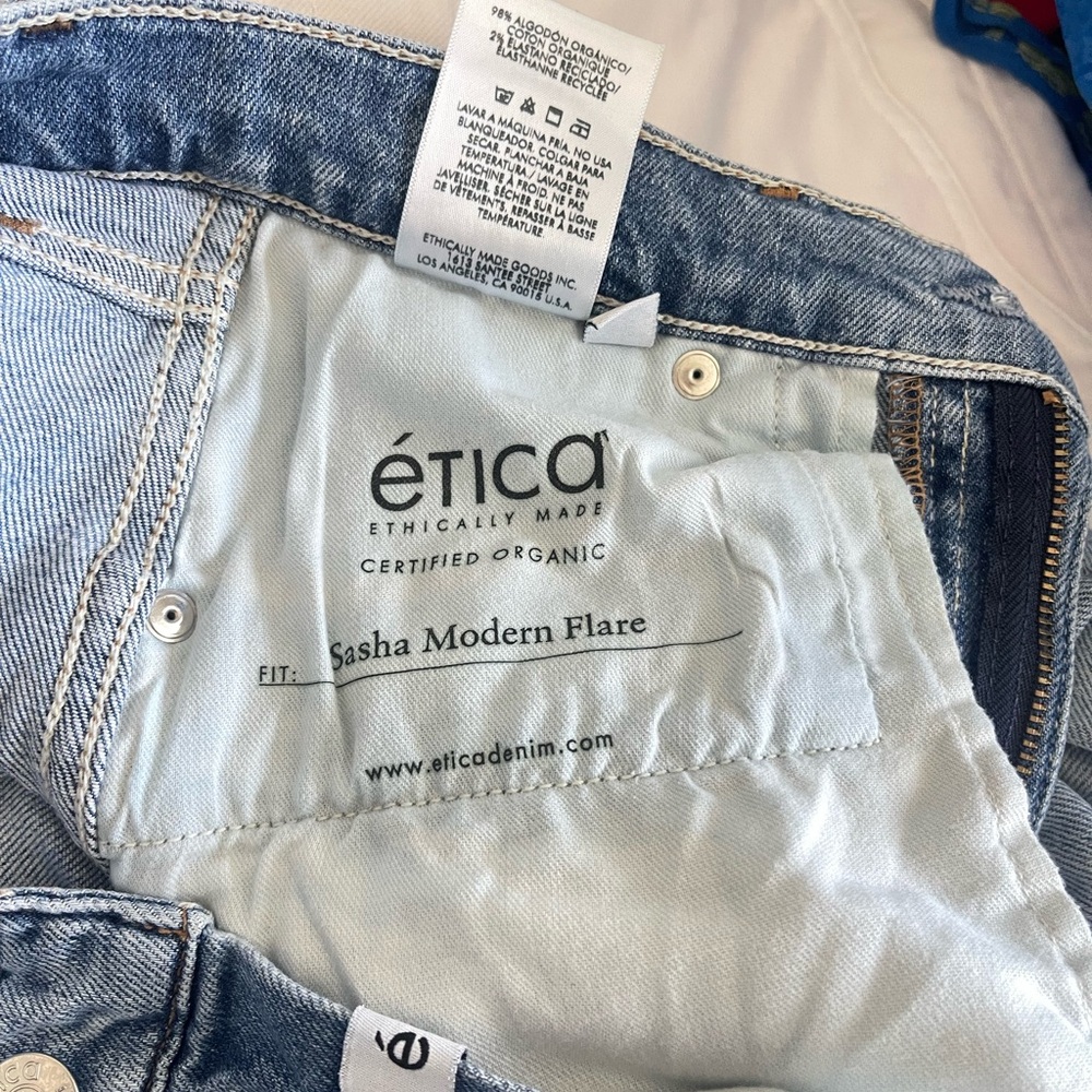 Sasha Modern Flare Tica Jeans View 4